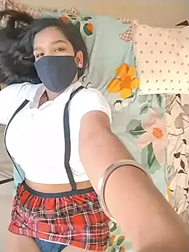 Snapshot of hottiess69 chatting on May 19, 5:03 am hottiess69 online show from May 19, 5:03 am