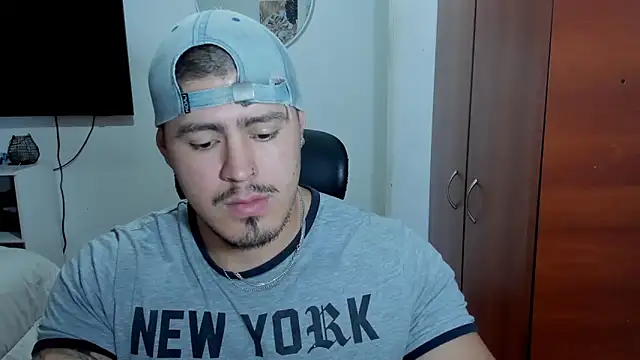 Snapshot of Baltazar_Dupont chatting on May 4, 1:51 pm Baltazar Dupont online show from May 4, 1:51 pm