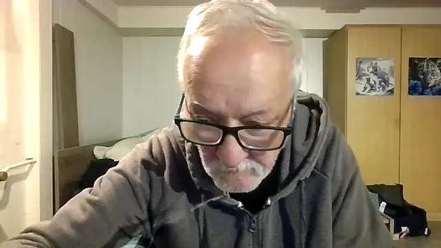 Sammy1660 online show from September 27, 4:17 am