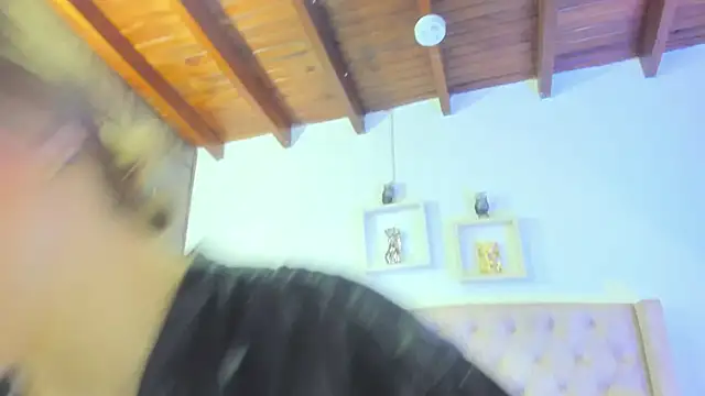 allisson m online show from January 25, 12:05 pm