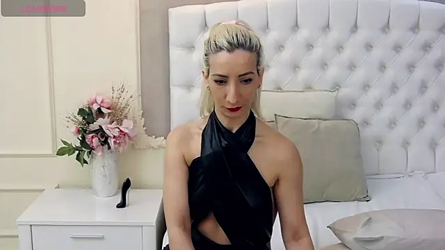 AylaLavine online show from March 23, 4:49 am