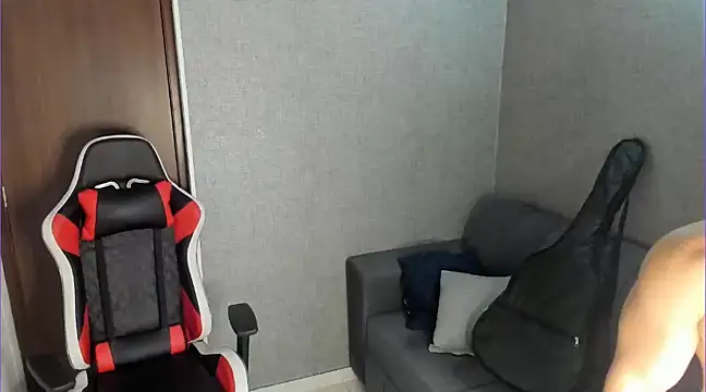 Snapshot of Ricardogo19 chatting on January 8, 3:08 am Ricardogo19 online show from January 8, 3:08 am