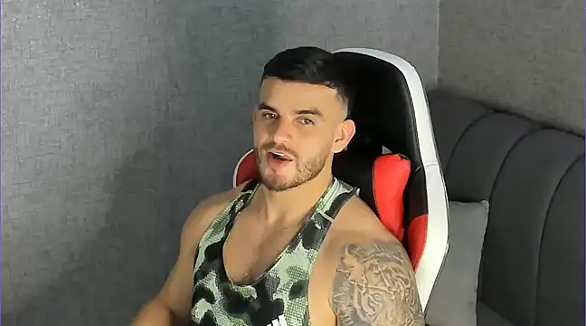 Snapshot of Ricardogo19 chatting on January 10, 12:06 am Ricardogo19 online show from January 10, 12:06 am