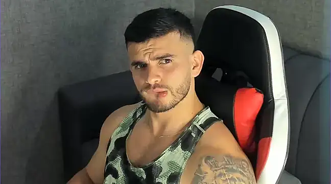 Snapshot of Ricardogo19 chatting on January 10, 3:18 am Ricardogo19 online show from January 10, 3:18 am