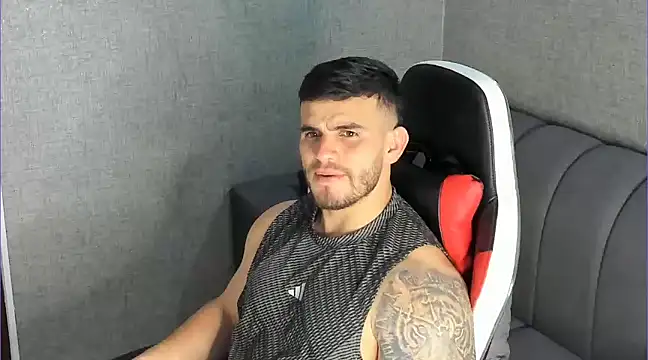 Snapshot of Ricardogo19 chatting on January 13, 11:27 pm Ricardogo19 online show from January 13, 11:27 pm