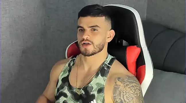 Snapshot of Ricardogo19 chatting on January 18, 12:46 am Ricardogo19 online show from January 18, 12:46 am