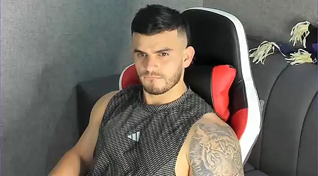 Snapshot of Ricardogo19 chatting on January 23, 12:04 am Ricardogo19 online show from January 23, 12:04 am