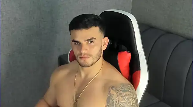 Snapshot of Ricardogo19 chatting on February 18, 9:31 pm Ricardogo19 online show from February 18, 9:31 pm