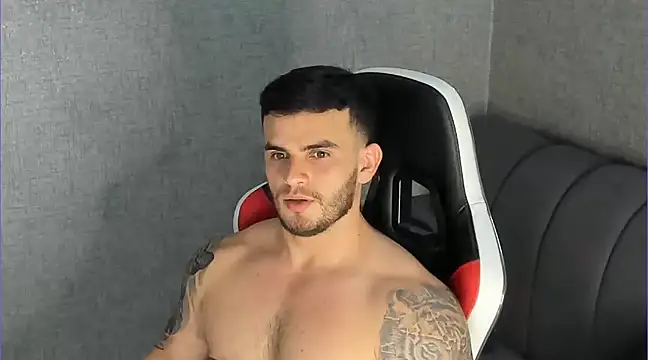 Snapshot of Ricardogo19 chatting on February 25, 6:53 pm Ricardogo19 online show from February 25, 6:53 pm