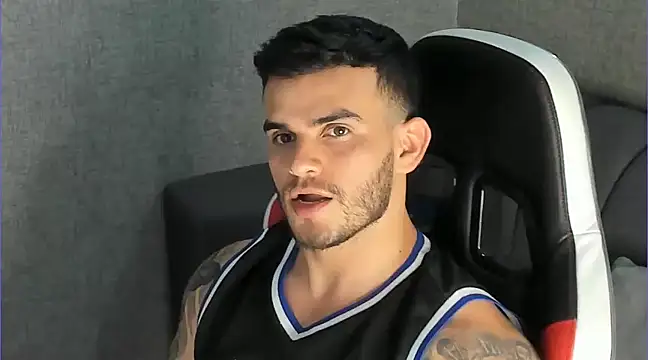 Snapshot of Ricardogo19 chatting on February 26, 7:16 pm Ricardogo19 online show from February 26, 7:16 pm