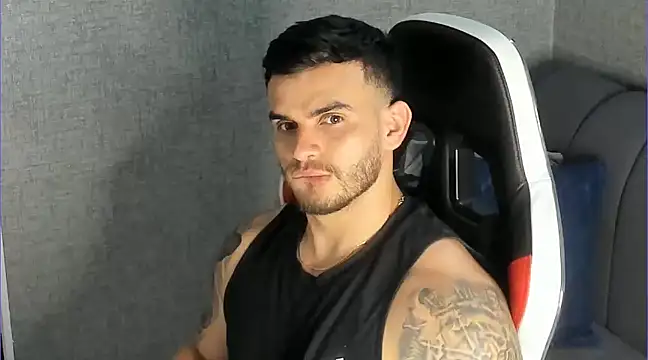 Snapshot of Ricardogo19 chatting on March 3, 11:03 pm Ricardogo19 online show from March 3, 11:03 pm