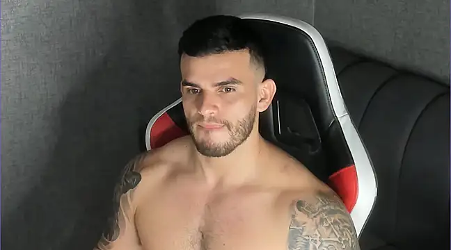 Snapshot of Ricardogo19 chatting on March 7, 2:04 am Ricardogo19 online show from March 7, 2:04 am