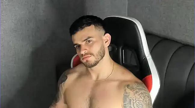 Snapshot of Ricardogo19 chatting on March 10, 1:01 am Ricardogo19 online show from March 10, 1:01 am