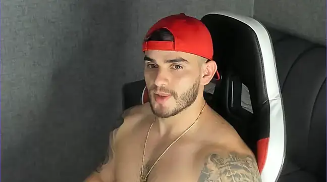 Snapshot of Ricardogo19 chatting on March 11, 7:25 pm Ricardogo19 online show from March 11, 7:25 pm