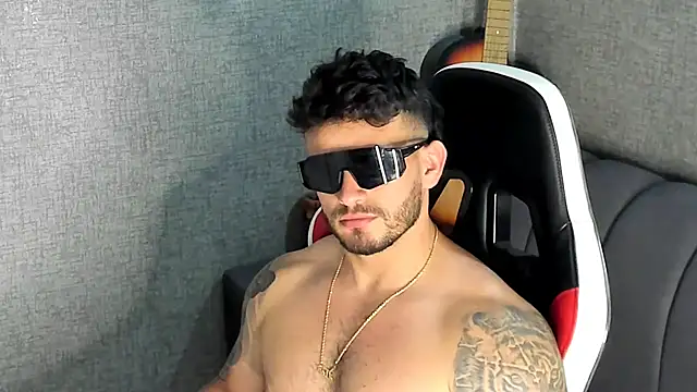 Snapshot of Ricardogo19 chatting on September 10, 12:21 am Ricardogo19 online show from September 10, 12:21 am