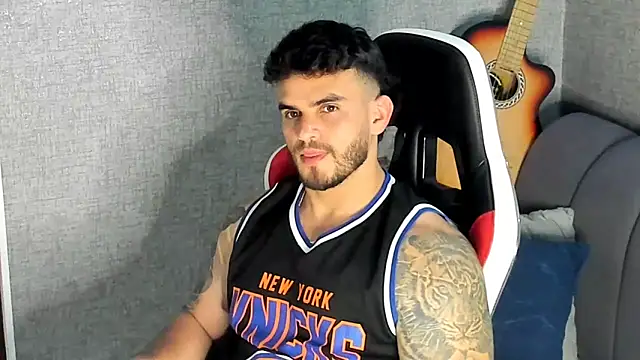 Snapshot of Ricardogo19 chatting on September 17, 10:55 pm Ricardogo19 online show from September 17, 10:55 pm