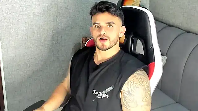 Snapshot of Ricardogo19 chatting on September 21, 12:34 am Ricardogo19 online show from September 21, 12:34 am