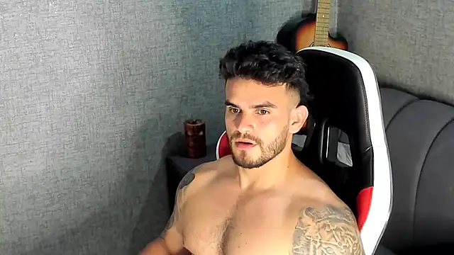 Snapshot of Ricardogo19 chatting on September 23, 11:08 pm Ricardogo19 online show from September 23, 11:08 pm