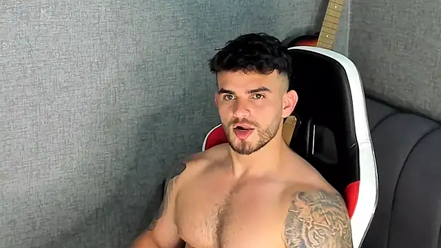 Snapshot of Ricardogo19 chatting on September 28, 4:01 pm Ricardogo19 online show from September 28, 4:01 pm