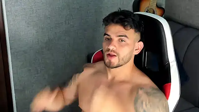 Snapshot of Ricardogo19 chatting on September 30, 3:06 pm Ricardogo19 online show from September 30, 3:06 pm