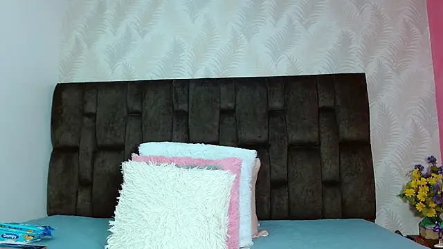 JuanitaDelMar online show from September 30, 10:04 pm