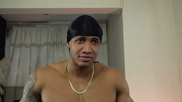 Logan Varela online show from October 5, 11:35 pm