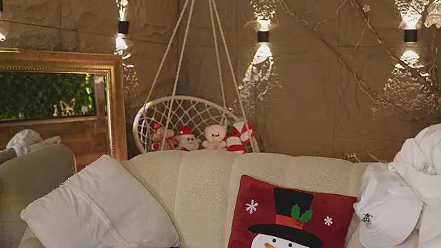 Logan Varela online show from November 30, 2:15 am