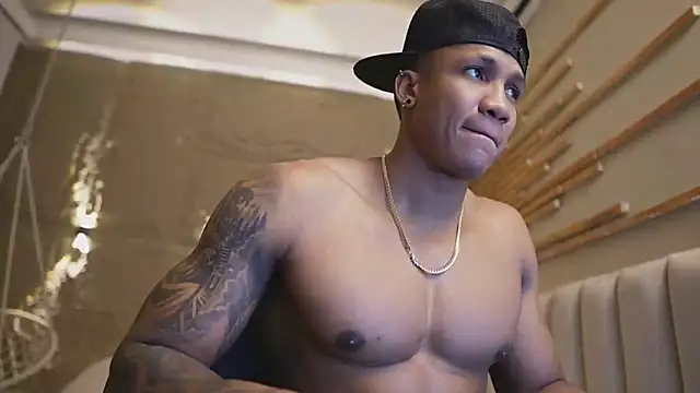 Logan Varela online show from April 17, 4:21 pm