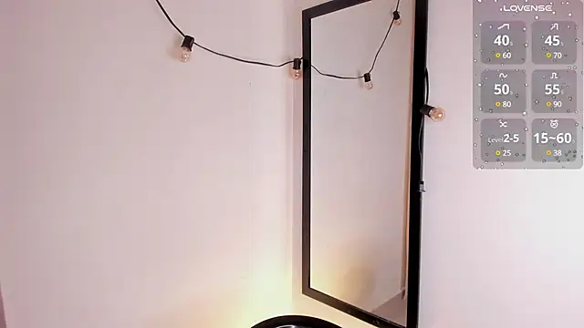 Snapshot of Agatha_Vixen chatting on January 27, 6:20 pm Agatha Vixen online show from January 27, 6:20 pm