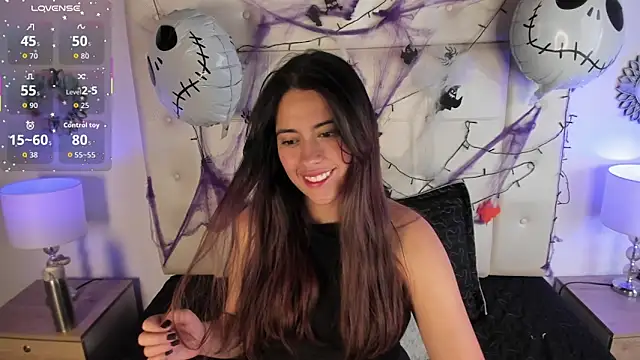 Snapshot of Agatha_Vixen chatting on October 27, 6:56 pm Agatha Vixen online show from October 27, 6:56 pm