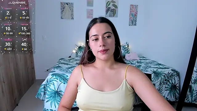 Snapshot of Agatha_Vixen chatting on November 2, 7:27 pm Agatha Vixen online show from November 2, 7:27 pm