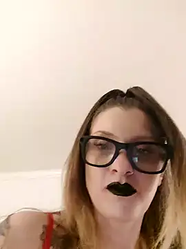 Snapshot of amorebunny chatting on November 14, 9:08 am amorebunny online show from November 14, 9:08 am