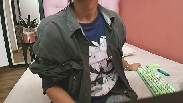 yourcuteneighbourr online show from January 16, 3:02 am