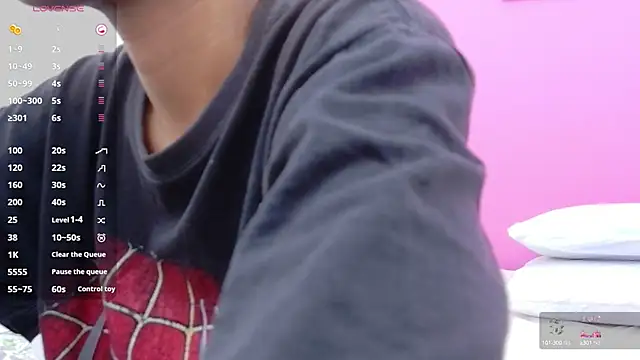 yourcuteneighbourr online show from September 24, 3:10 am