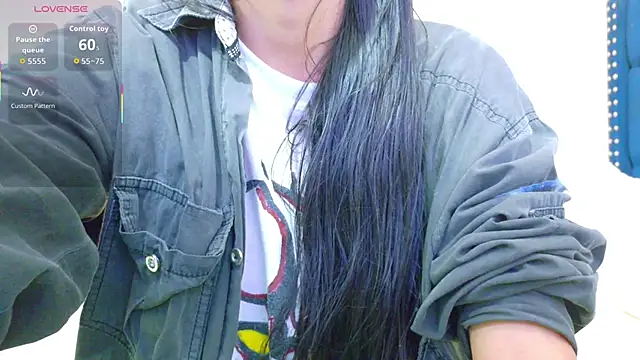 yourcuteneighbourr online show from October 15, 3:17 am