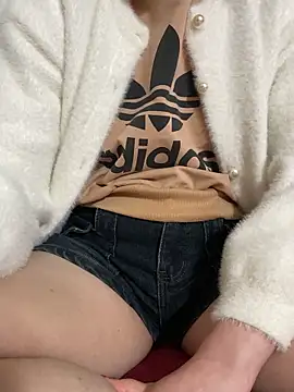 Snapshot of Hatasimi chatting on February 27, 4:20 am Hatasimi online show from February 27, 4:20 am