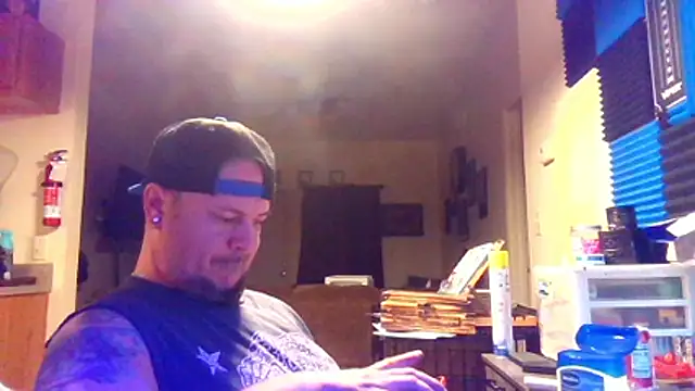 Snapshot of Tyrish361 chatting on October 18, 11:33 am Tyrish361 online show from October 18, 11:33 am