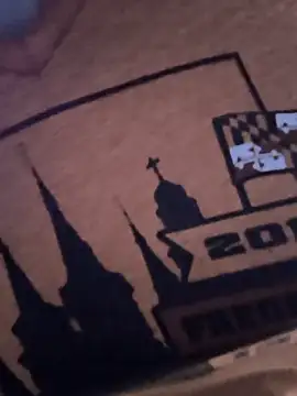 gurlnips online show from February 5, 5:06 pm