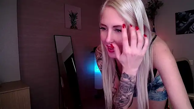 Mermaid N online show from December 18, 5:15 am