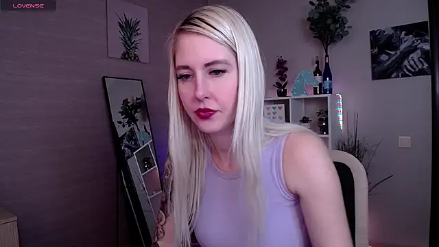 Mermaid N online show from March 11, 4:54 am