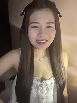 Snapshot of Bae1103 chatting on June 7, 4:00 pm Bae1103 online show from June 7, 4:00 pm