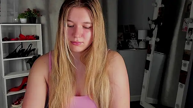 Rebecca Kelly online show from October 6, 1:58 am