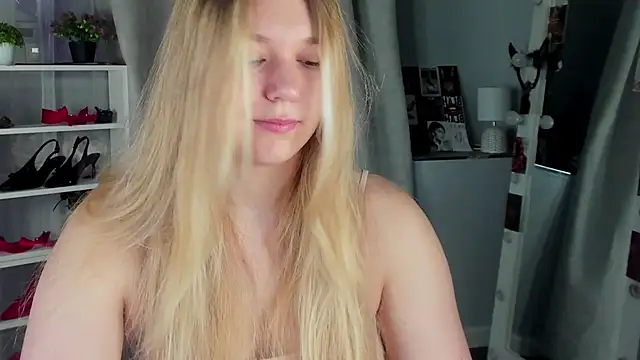 Rebecca Kelly online show from October 20, 2:01 am