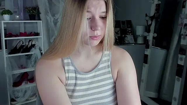 Rebecca Kelly online show from October 24, 1:57 am