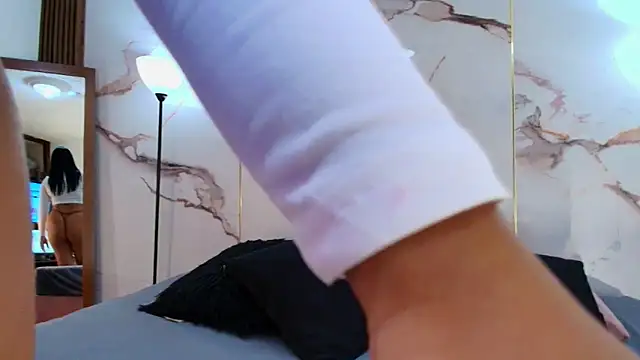 ShanellBlack online show from December 13, 10:15 pm