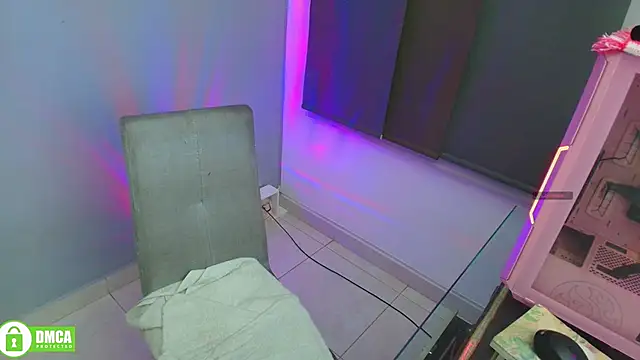 Snapshot of carla_rossin chatting on November 13, 1:48 am carla rossin online show from November 13, 1:48 am