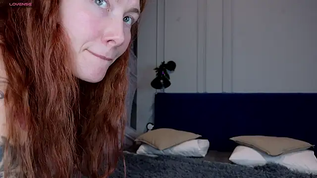 Liv Fay online show from December 25, 1:09 pm