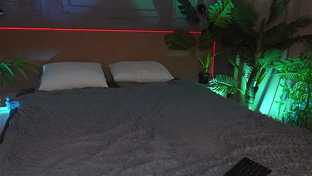 Liv Fay online show from March 13, 9:16 pm