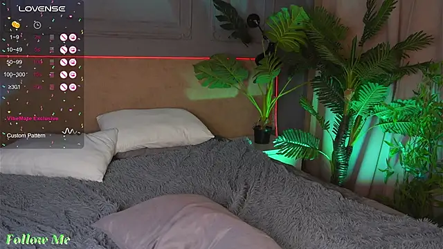 Liv Fay online show from March 14, 12:43 am