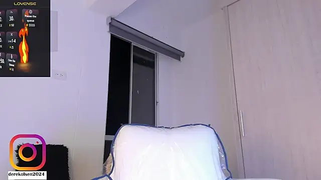 DerekOlsen online show from May 25, 12:16 am